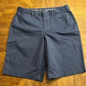 Eddie Bauer size 6 Tall Bermuda Shorts 10”